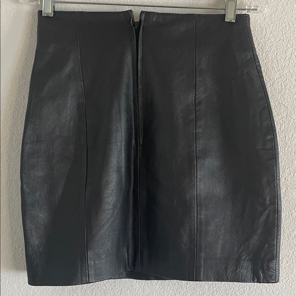 Wilsons Leather Black Leather Skirt - Picture 2 of 4